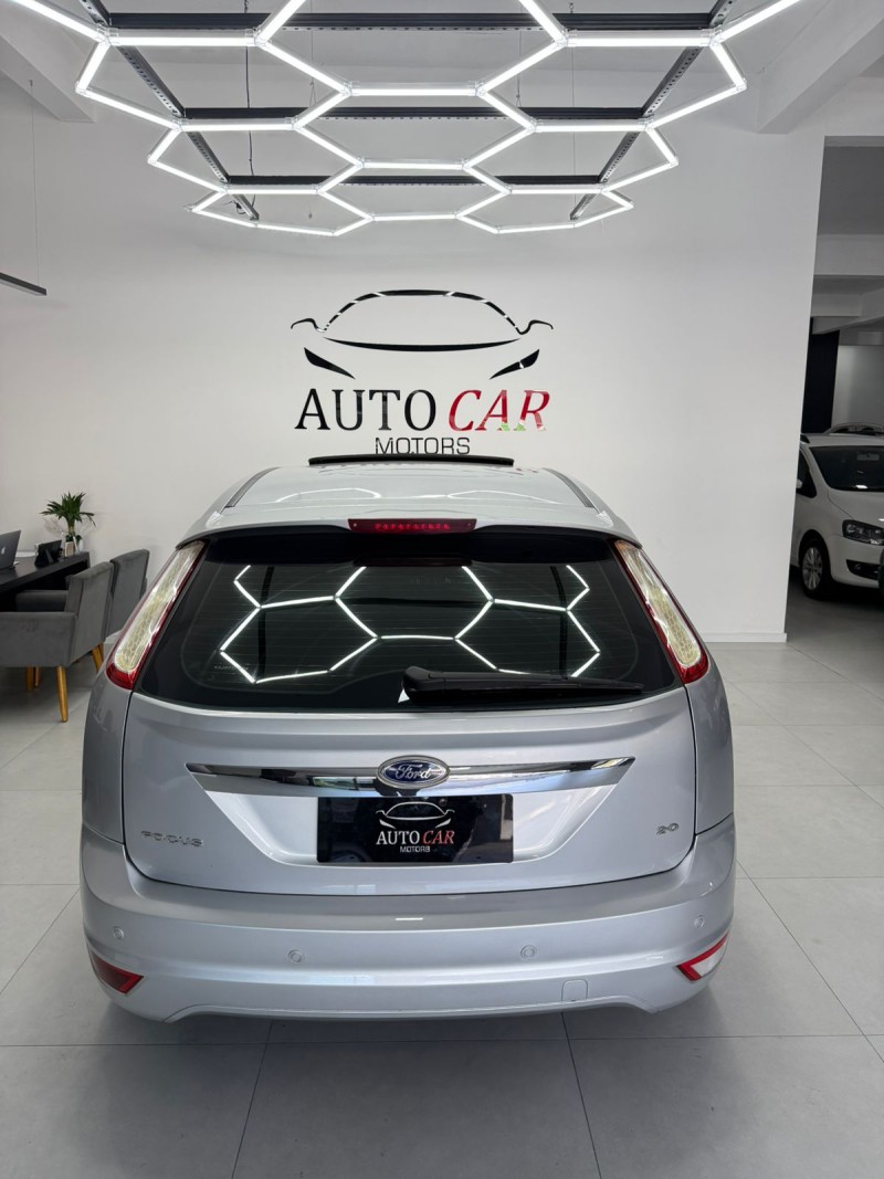 FOCUS 2.0 GHIA 16V FLEX 4P MANUAL - 2009 - CAXIAS DO SUL