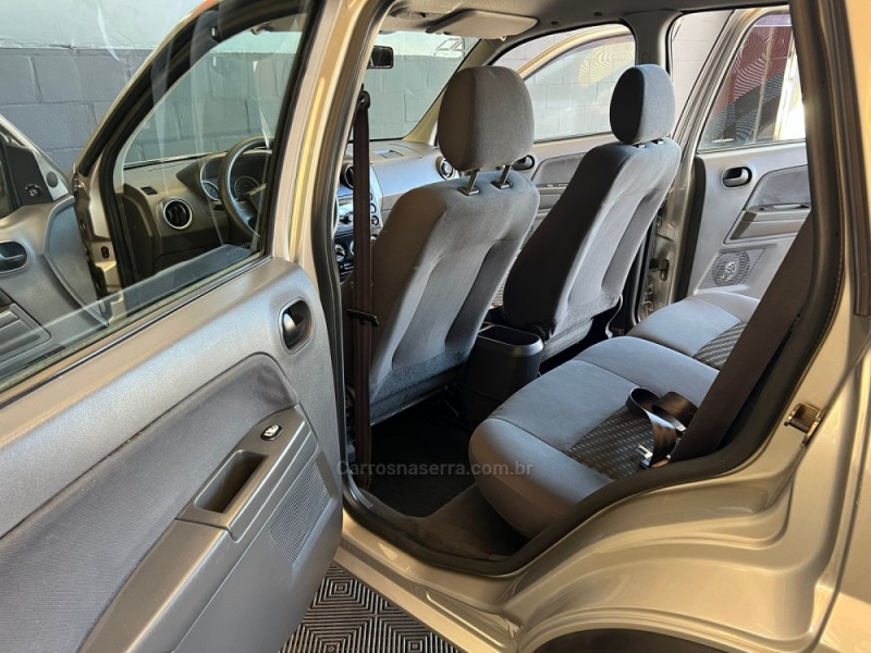 ECOSPORT 1.6 XLS 8V FLEX 4P MANUAL - 2006 - CAXIAS DO SUL