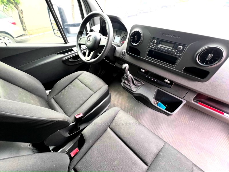 SPRINTER 2.2 CHASSI 416 FURGÃO LONGO TURBO DIESEL 2P MANUAL - 2022 - CARLOS BARBOSA
