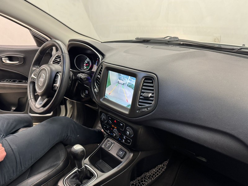 COMPASS 2.0 16V FLEX LONGITUDE AUTOMÁTICO - 2017 - CAXIAS DO SUL