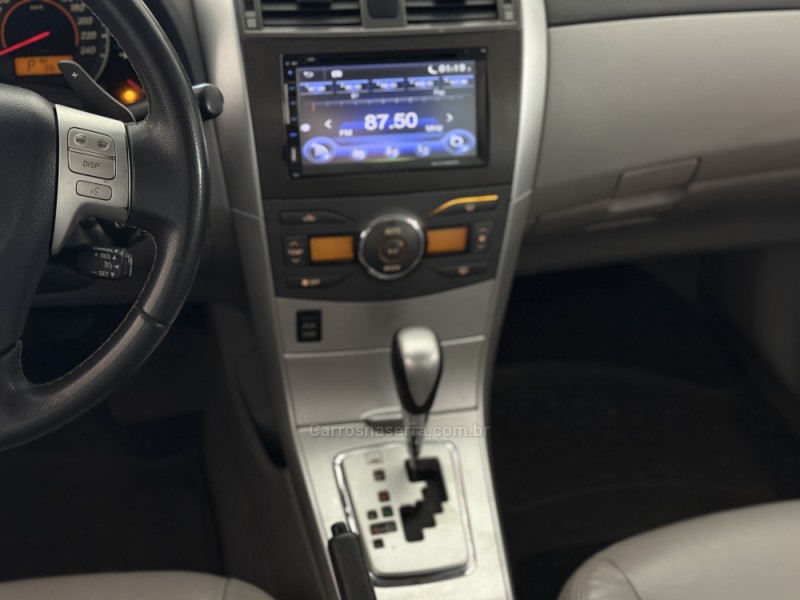 COROLLA 2.0 XEI 16V FLEX 4P AUTOMÁTICO - 2013 - GUAPORé