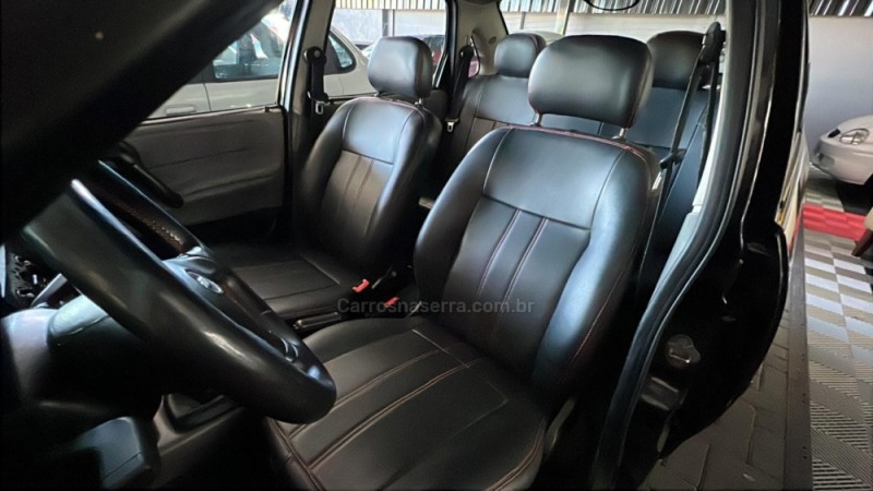 CLASSIC 1.0 MPFI LS 8V FLEX 4P MANUAL - 2012 - CANELA