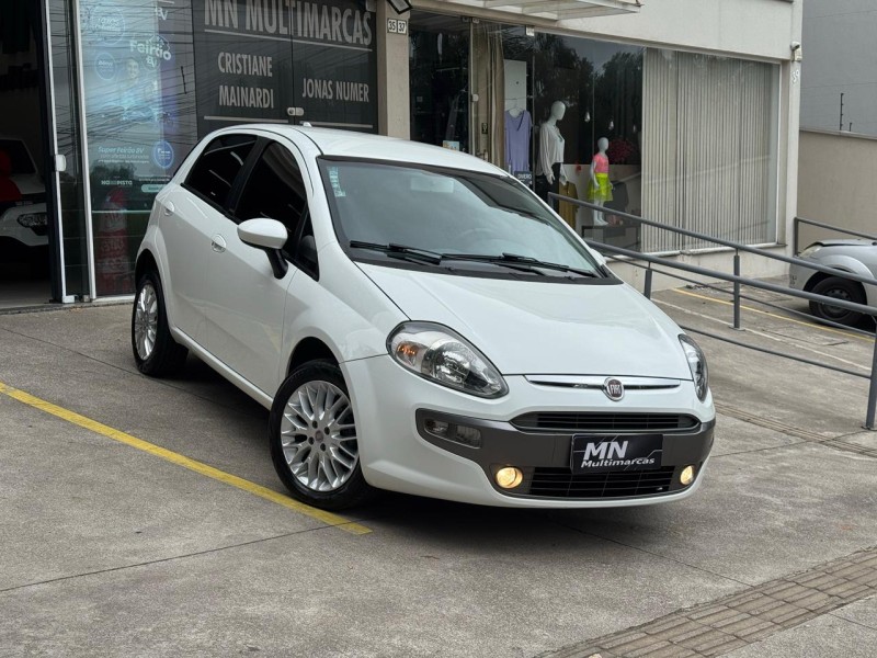 PUNTO 1.6 ESSENCE 16V FLEX 4P MANUAL - 2013 - BENTO GONçALVES