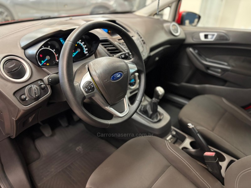 FIESTA 1.6 SE HATCH 16V FLEX 4P MANUAL - 2014 - CARLOS BARBOSA