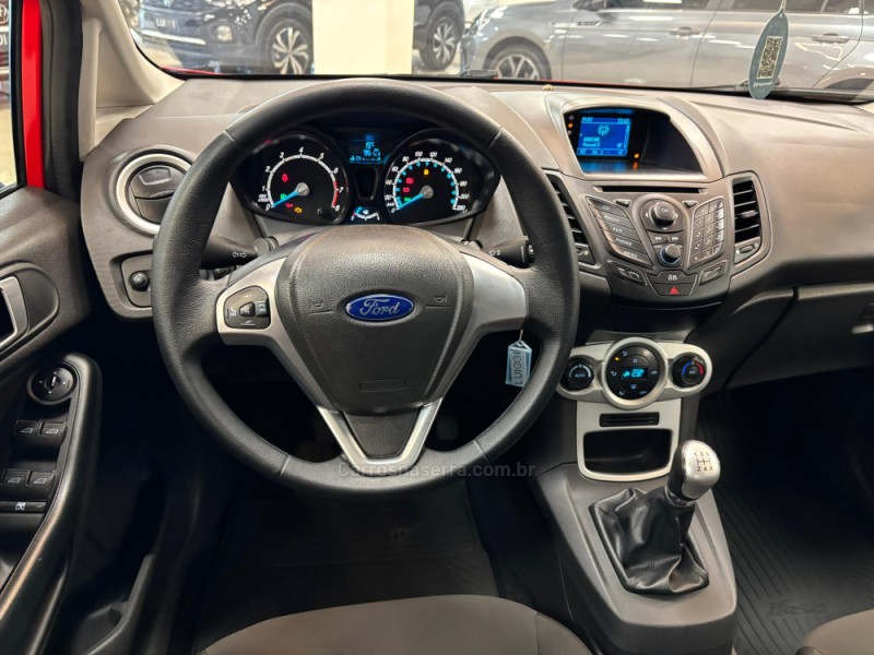 FIESTA 1.6 SE HATCH 16V FLEX 4P MANUAL - 2014 - CARLOS BARBOSA