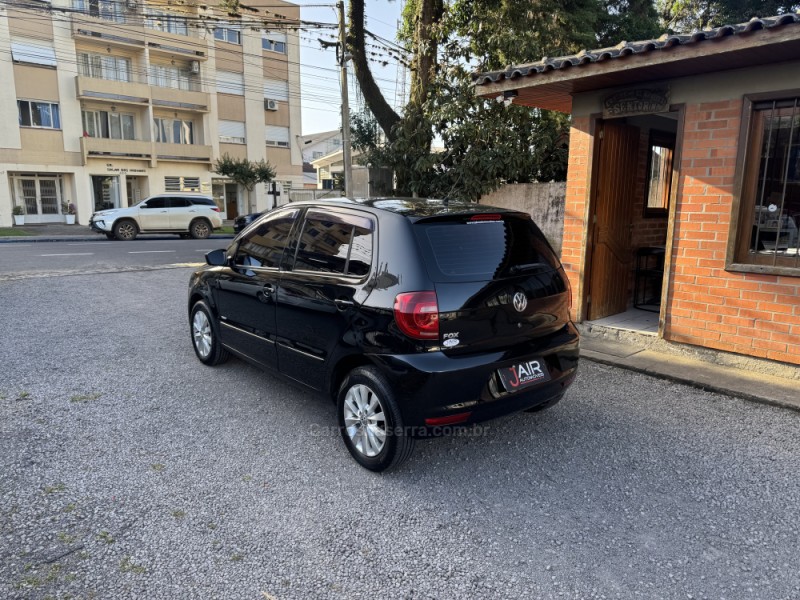 FOX 1.0 MI TREND 8V FLEX 4P MANUAL - 2010 - GARIBALDI