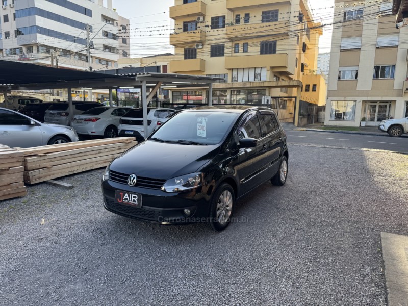 FOX 1.0 MI TREND 8V FLEX 4P MANUAL - 2010 - GARIBALDI