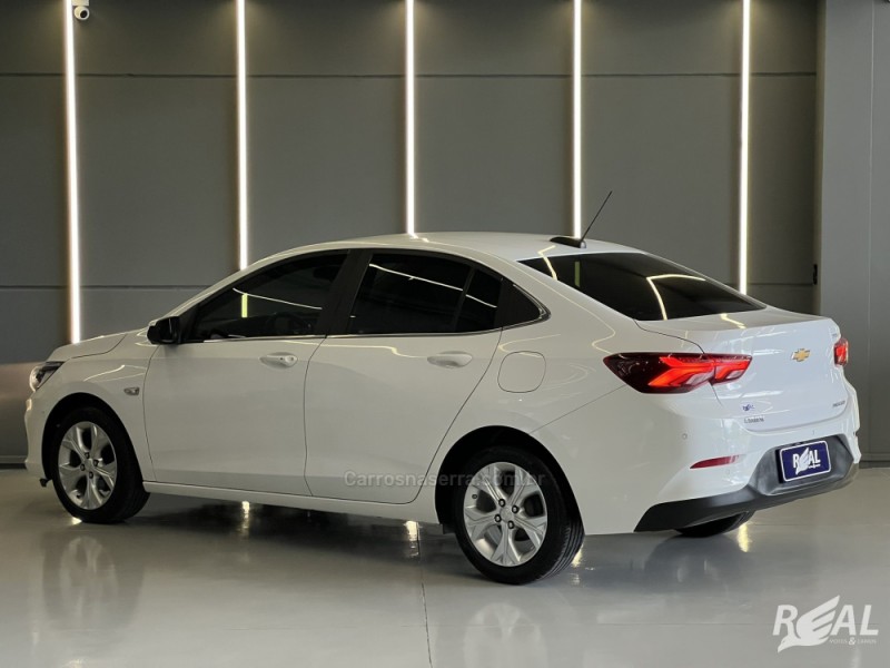 ONIX 1.0	PREMIER PLUS 12V TURBO FLEX 4P AUTOMÁTICO - 2020 - SAPIRANGA