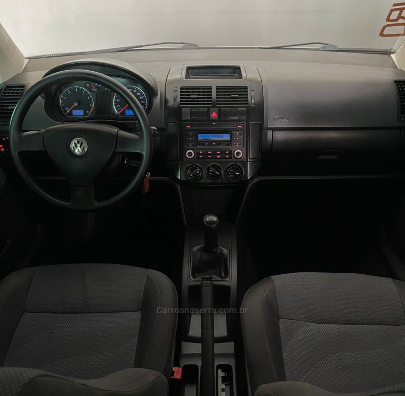 POLO 1.6 MI 8V E-FLEX 4P MANUAL - 2011 - PORTãO