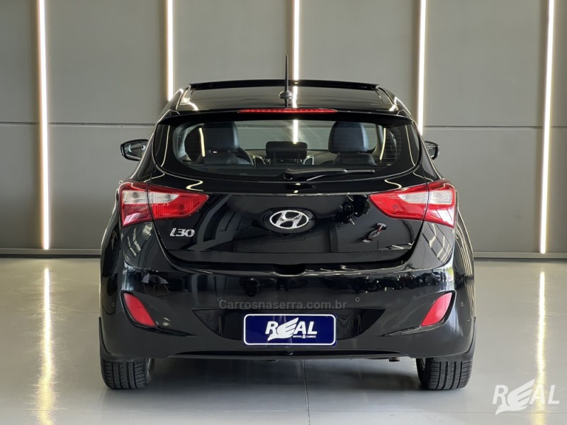 I30 1.8 MPI 16V GASOLINA 4P AUTOMATICO - 2015 - SAPIRANGA