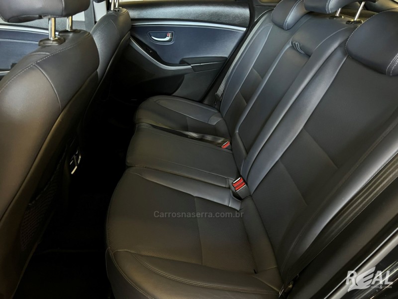 I30 1.8 MPI 16V GASOLINA 4P AUTOMATICO - 2015 - SAPIRANGA