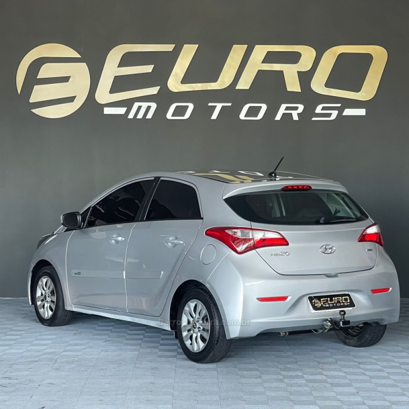 HB20S  - 2015 - PORTãO