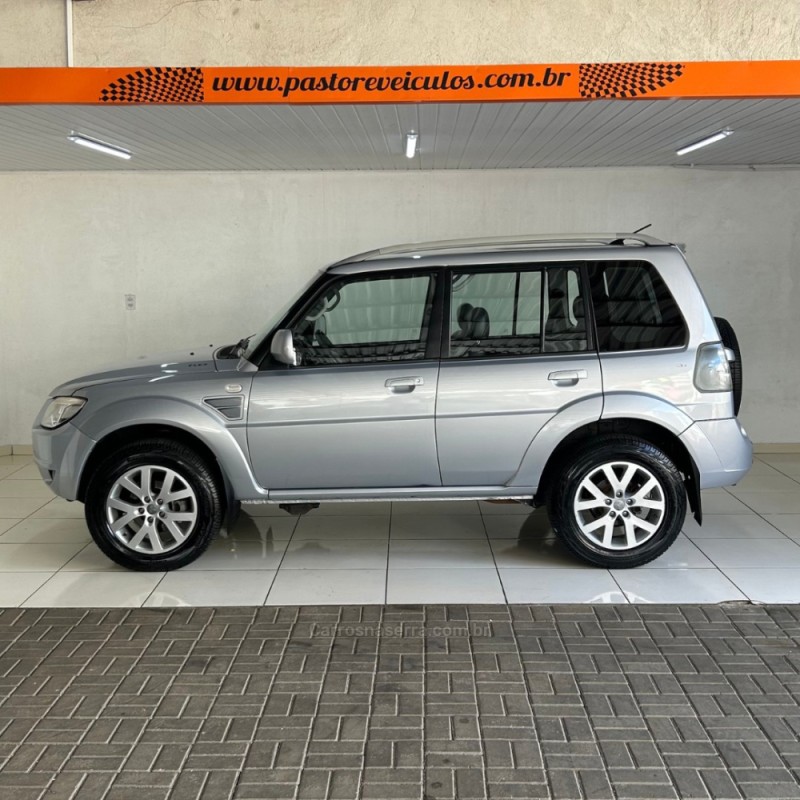 PAJERO TR4 2.0 4X4 16V 140CV FLEX 4P AUTOMÁTICO - 2011 - VACARIA