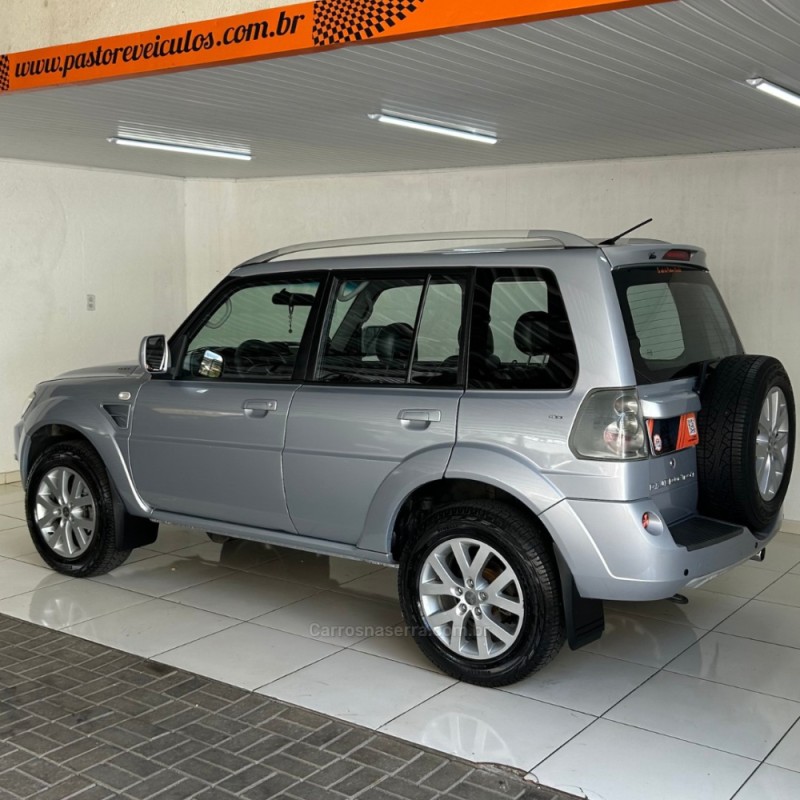 PAJERO TR4 2.0 4X4 16V 140CV FLEX 4P AUTOMÁTICO - 2011 - VACARIA