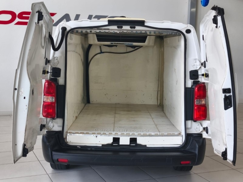 JUMPY 1.6 FURGÃO TURBO DIESEL BLUE HDI PACK - 2020 - CAXIAS DO SUL