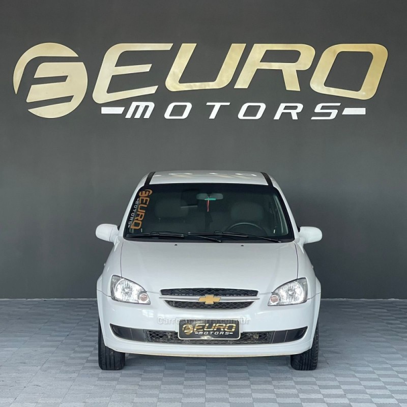 CLASSIC 1.0 MPFI LS 8V GASOLINA 4P MANUAL - 2014 - PORTãO