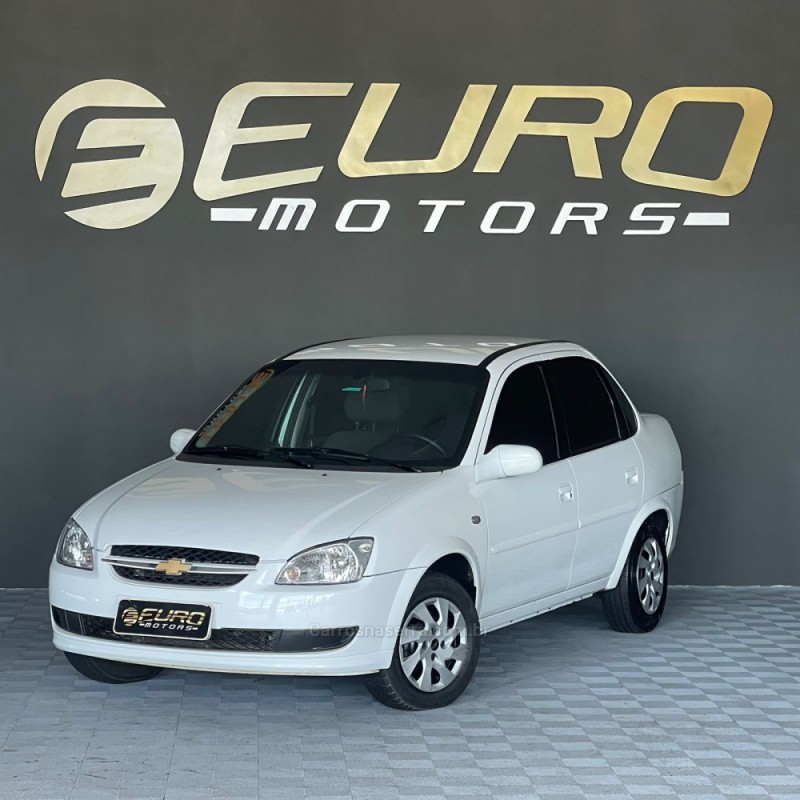 CLASSIC 1.0 MPFI LS 8V GASOLINA 4P MANUAL - 2014 - PORTãO