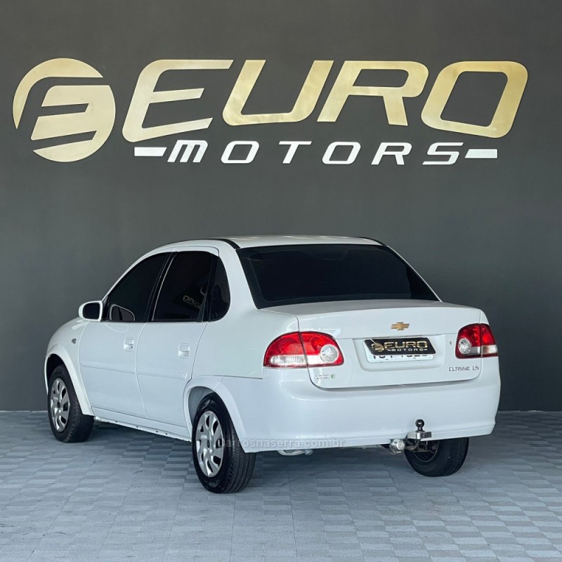 CLASSIC 1.0 MPFI LS 8V GASOLINA 4P MANUAL - 2014 - PORTãO