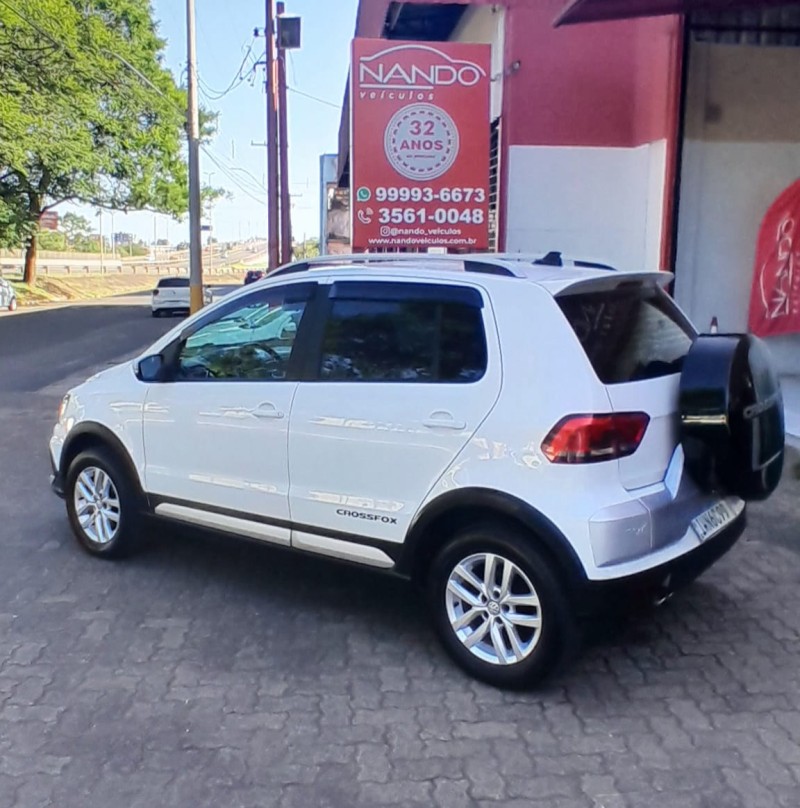 CROSSFOX 1.6 MI FLEX 8V 4P MANUAL - 2015 - ESTâNCIA VELHA