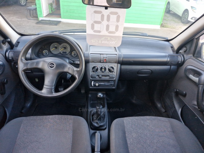 CLASSIC 1.0 MPFI LIFE 8V GASOLINA 4P MANUAL - 2005 - BENTO GONçALVES