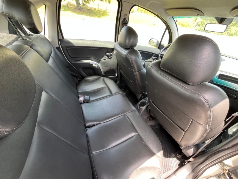 C3 1.4 I GLX 8V GASOLINA 4P MANUAL - 2005 - FARROUPILHA