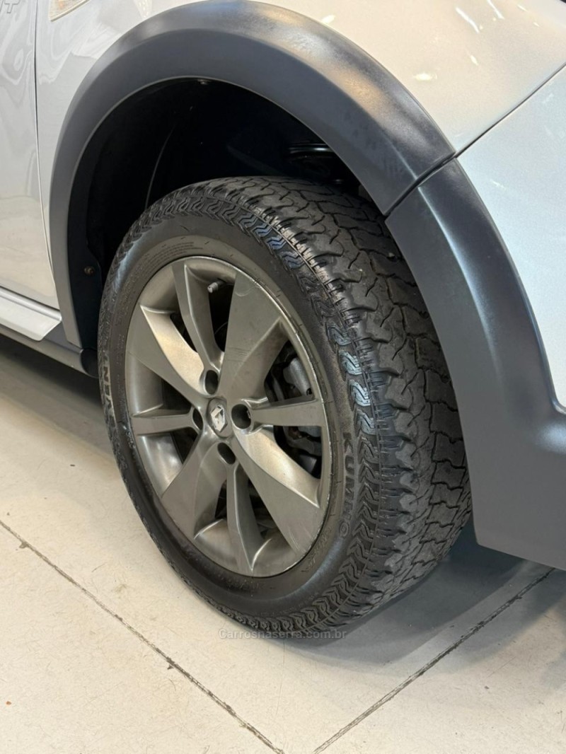 SANDERO 1.6 STEPWAY 8V FLEX 4P MANUAL - 2014 - CAXIAS DO SUL