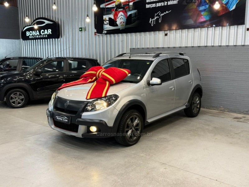 sandero 1.6 stepway 8v flex 4p manual 2014 caxias do sul