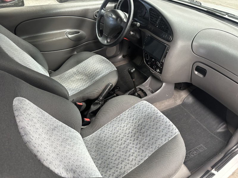 COURIER 1.6 L 8V FLEX MANUAL - 2012 - CAXIAS DO SUL