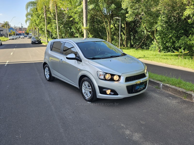 SONIC 1.6 LT 16V FLEX 4P MANUAL - 2014 - CAMPO BOM