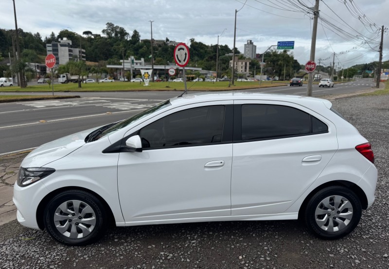 ONIX 1.0 JOY HATCH 8VFLEX 4P MANUAL - 2019 - CAXIAS DO SUL