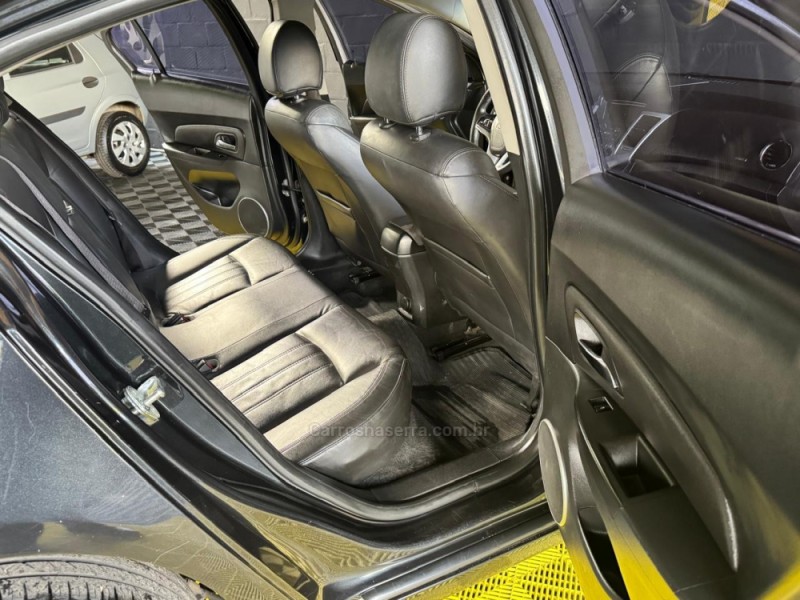 CRUZE 1.8 LT 16V FLEX 4P AUTOMÁTICO - 2013 - CAXIAS DO SUL