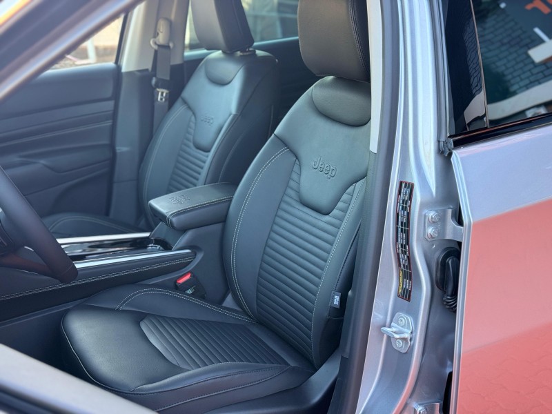 COMMANDER  - 2026 - CANELA