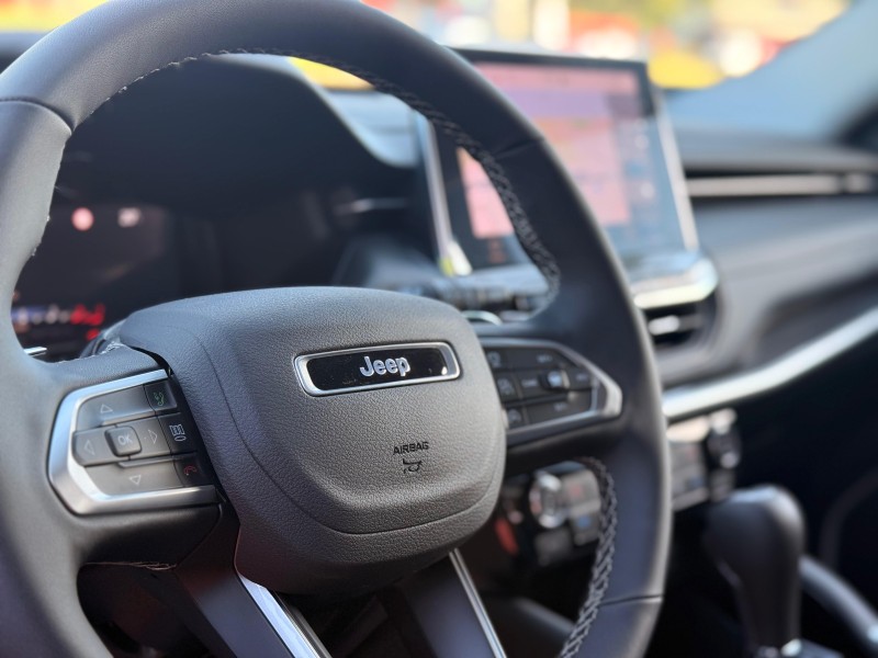 COMMANDER  - 2026 - CANELA