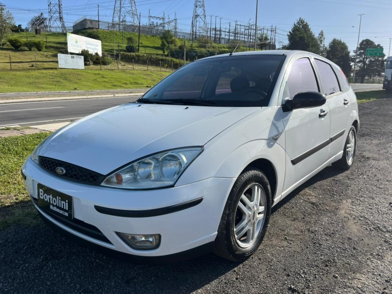 FOCUS 1.6 GL 8V FLEX 4P MANUAL - 2006 - FARROUPILHA