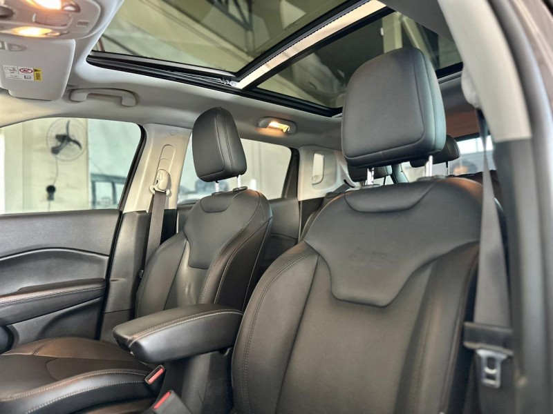 COMPASS 2.0 16V FLEX LONGITUDE AUTOMÁTICO - 2018 - CAXIAS DO SUL