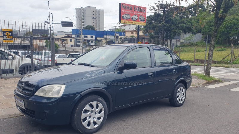 CORSA 1.0 MPFI JOY SEDAN 8V GASOLINA 4P MANUAL - 2005 - CAXIAS DO SUL
