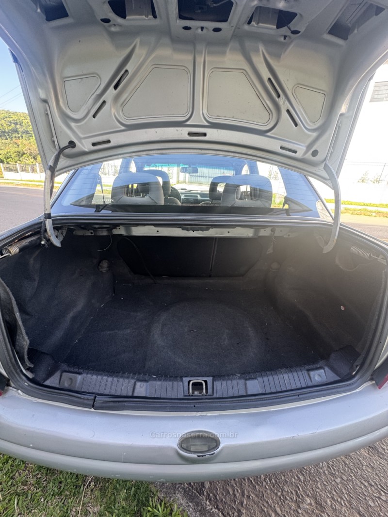 CORSA 1.6 MPFI GLS 8V GASOLINA 4P MANUAL - 1999 - CAXIAS DO SUL