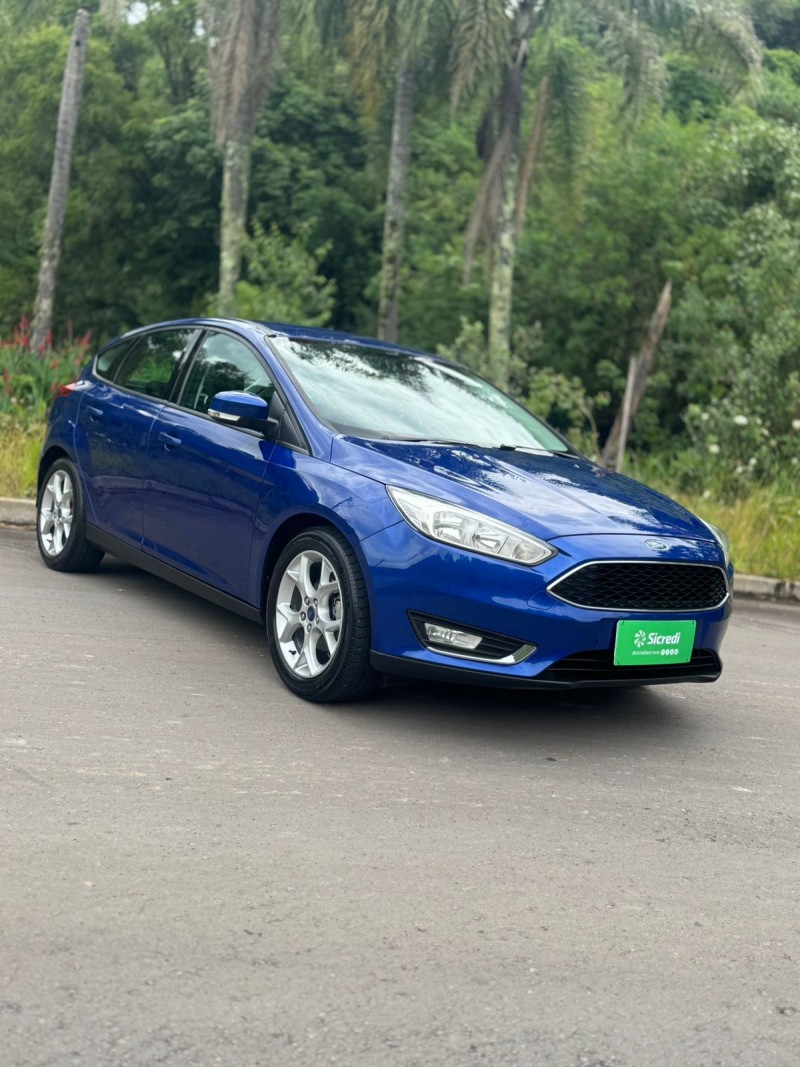 focus 2.0 se hatch 16v flex 4p auto 2016 bento goncalves