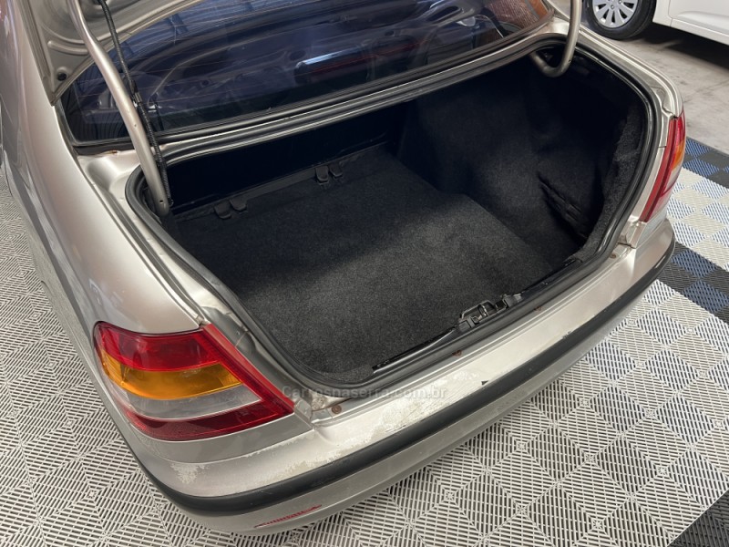 SIENA 1.0 MPI ELX 8V GASOLINA 4P MANUAL - 2001 - BENTO GONçALVES