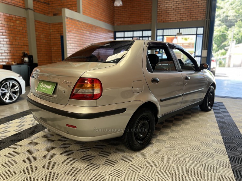 SIENA 1.0 MPI ELX 8V GASOLINA 4P MANUAL - 2001 - BENTO GONçALVES