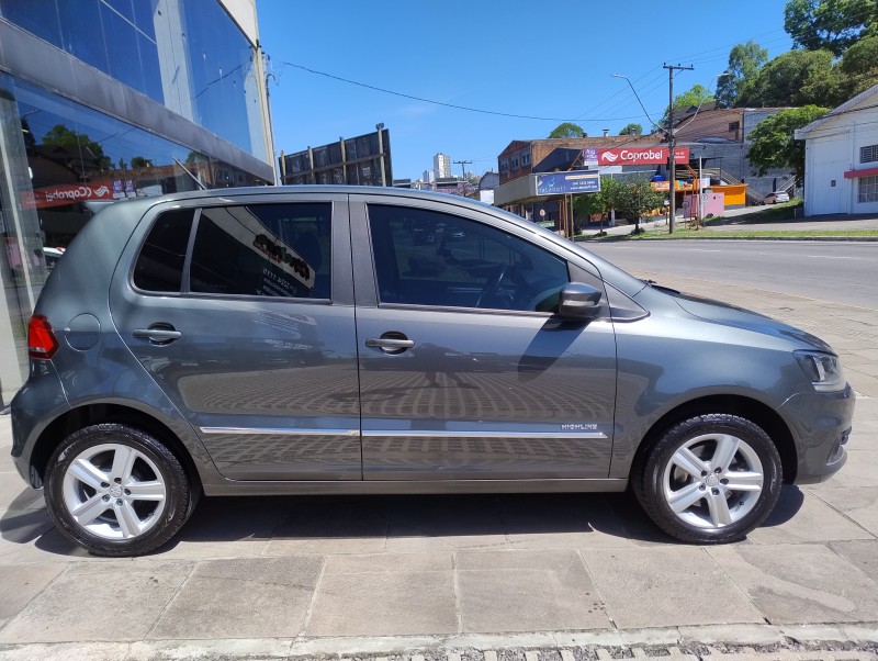 FOX 1.6 MSI HIGHLINE 16V FLEX 4P MANUAL - 2015 - CAXIAS DO SUL