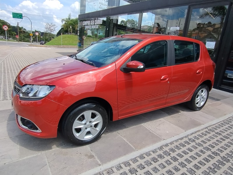 sandero 1.6 dynamique 8v flex 4p manual 2015 caxias do sul
