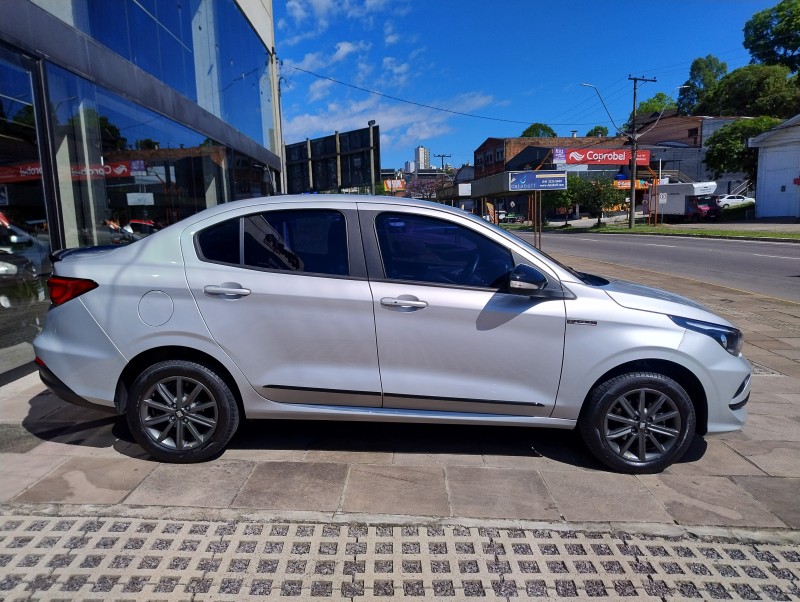 CRONOS 1.3 DRIVE 8V FLEX 4P MANUAL - 2024 - CAXIAS DO SUL