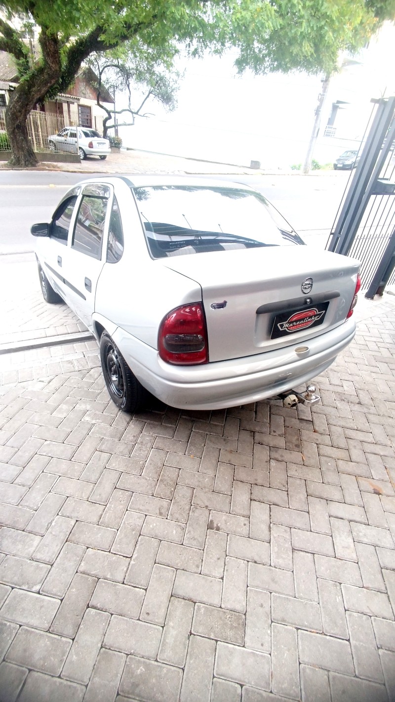CORSA 1.6 MPFI CLASSIC SEDAN 8V GASOLINA 4P MANUAL - 2005 - CAXIAS DO SUL