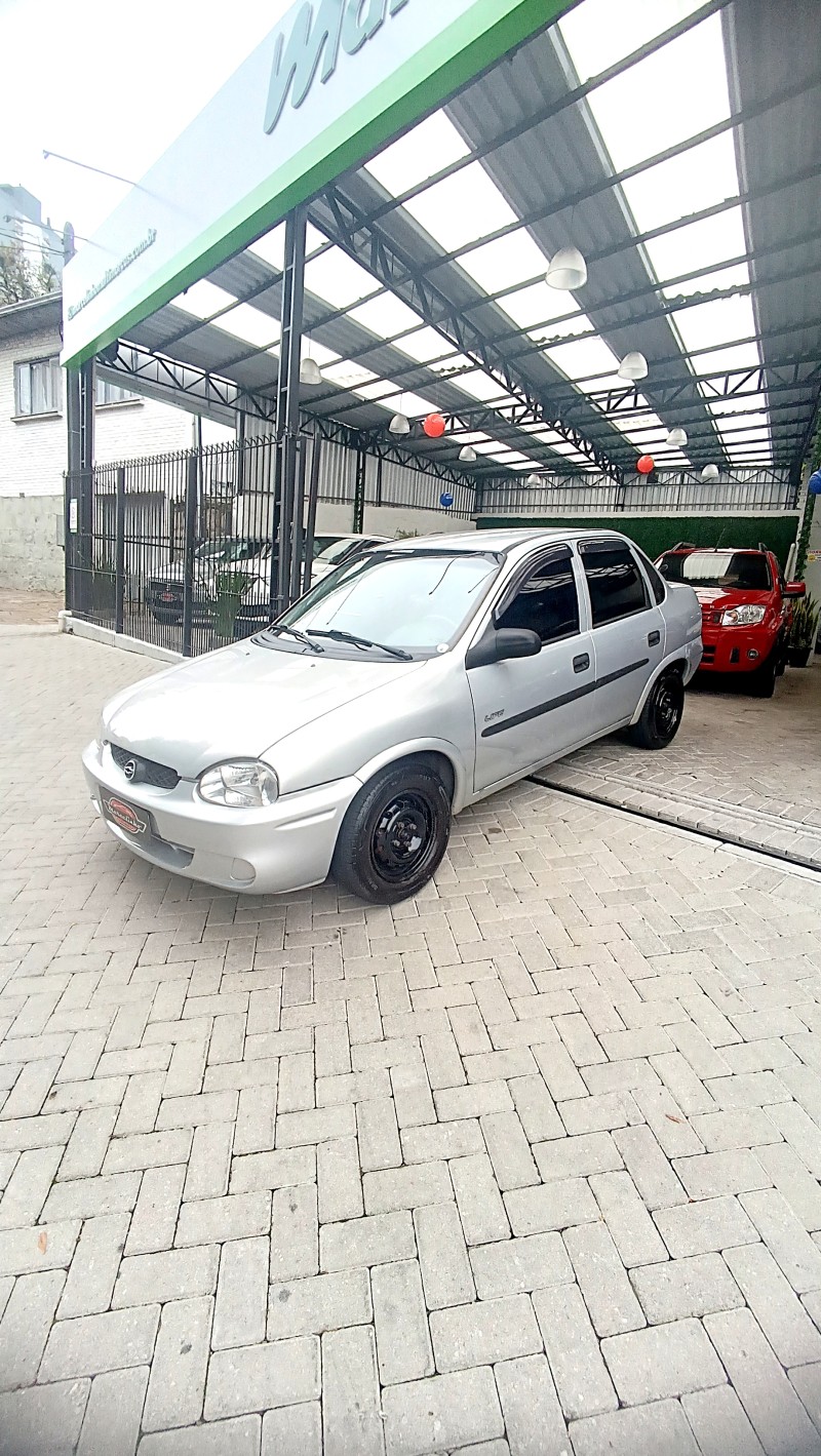 CORSA 1.6 MPFI CLASSIC SEDAN 8V GASOLINA 4P MANUAL - 2005 - CAXIAS DO SUL