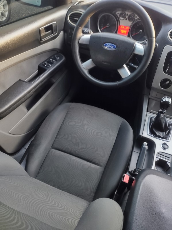 FOCUS 1.6 GLX 16V FLEX 4P MANUAL - 2013 - VALE REAL