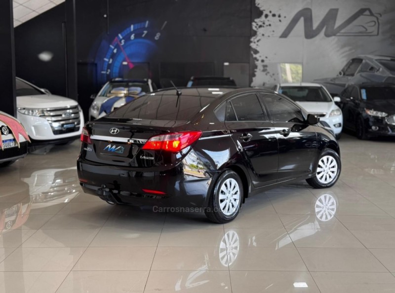 HB20S 1.6 COMFORT PLUS 16V FLEX 4P MANUAL - 2015 - ESTâNCIA VELHA