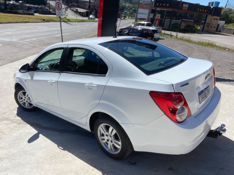 SONIC 1.6 LT SEDAN 16V FLEX 4P AUTOMÁTICO - 2013 - CAXIAS DO SUL