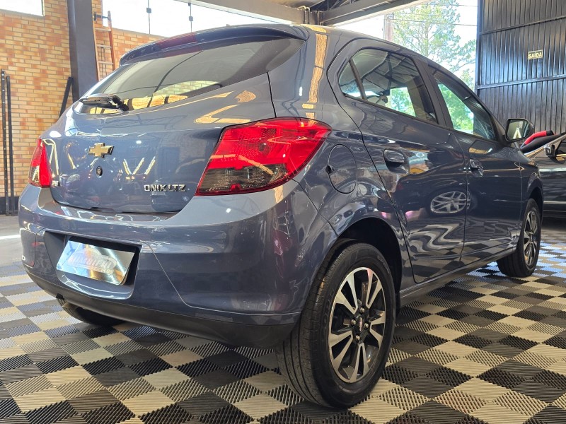 ONIX 1.4 MPFI LTZ 8V FLEX 4P AUTOMÁTICO - 2014 - FARROUPILHA