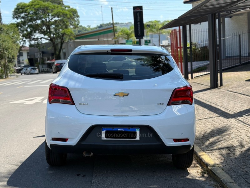 ONIX 1.4 MPFI LTZ 8V FLEX 4P AUTOMÁTICO - 2019 - PAROBé